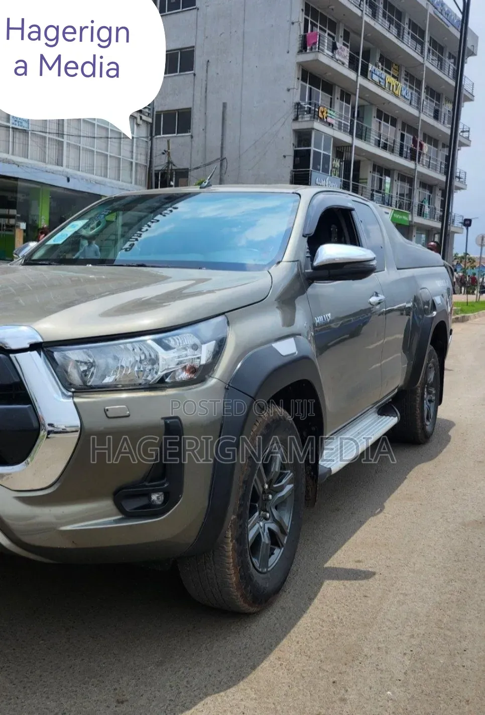Toyota Hilux 2021 Gray