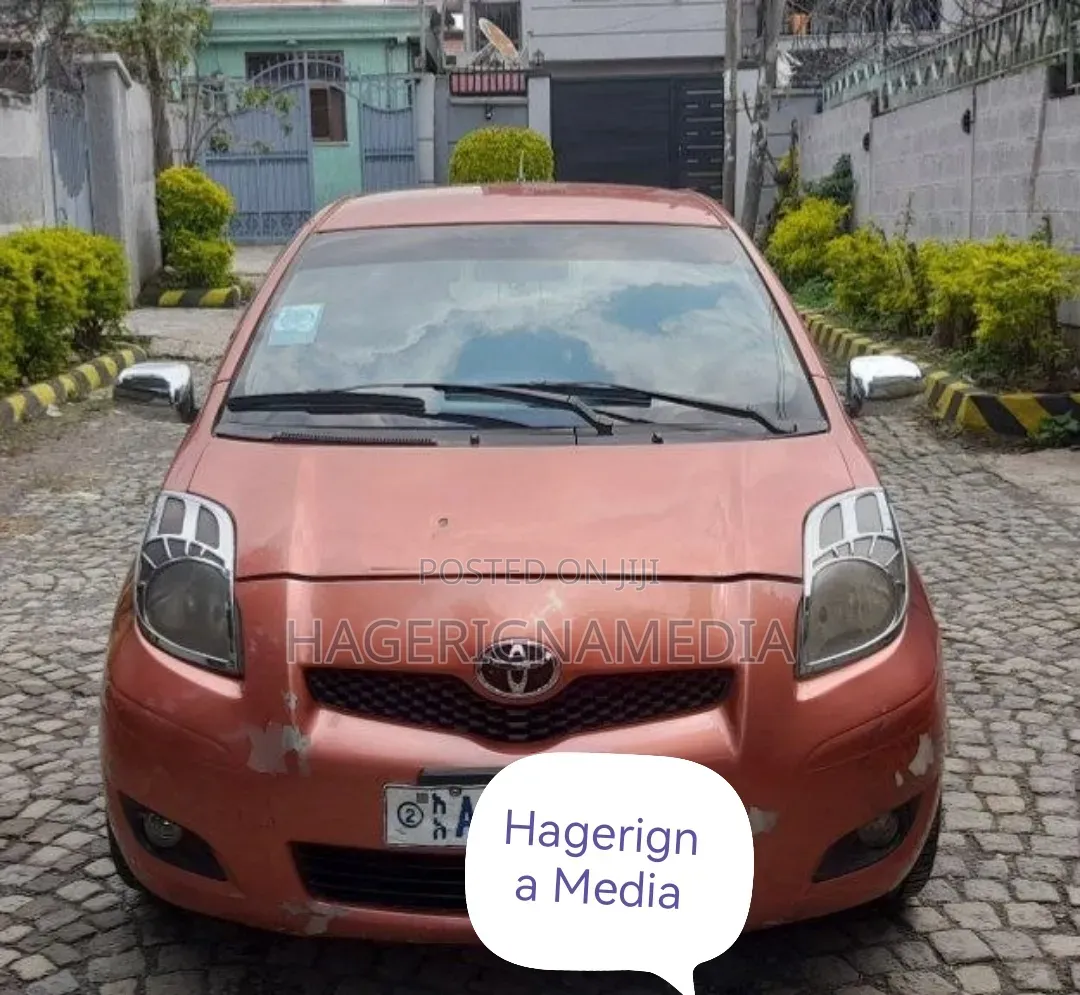 Toyota Yaris 2009 Orange