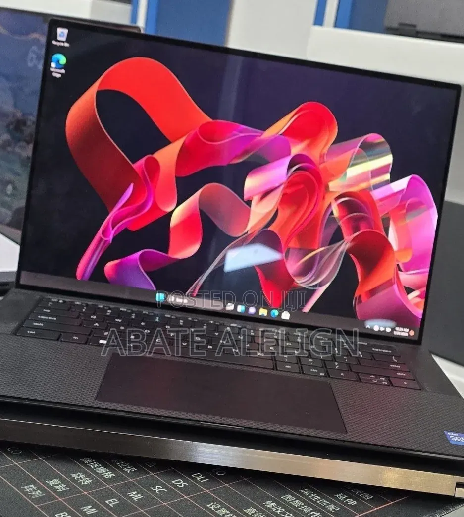 New Laptop Dell Precision 5560 16GB Intel Core i7 SSD 512GB