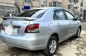 Toyota Yaris 2008 Silver
