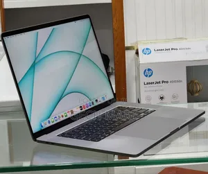 New Laptop Apple MacBook Pro 2019 64GB Intel Core i9 SSD 512GB