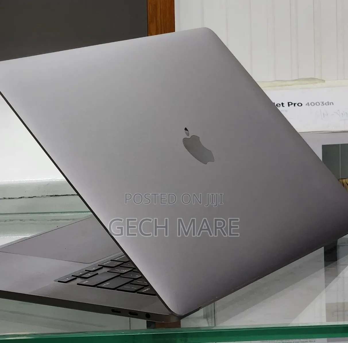 New Laptop Apple MacBook Pro 2019 64GB Intel Core i9 SSD 512GB