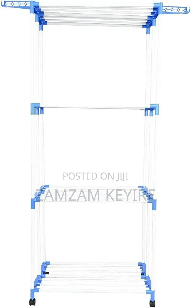 ባለ አራት የልብስ ማስጫ