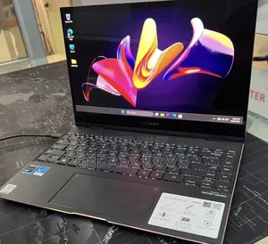 New Laptop Asus ZenBook Flip 14 UX461UA 16GB Intel Core i7 SSD 512GB