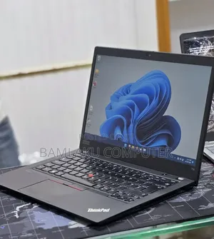 New Laptop Lenovo ThinkPad T14 16GB Intel Core i7 SSD 512GB