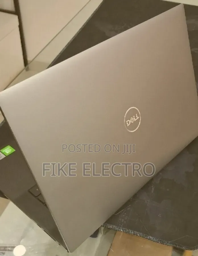 New Laptop Dell Precision 5550 16GB Intel Core i7 SSD 512GB