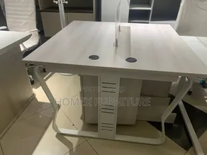 Staff Workstation | የሰራተኛ ዴስክ