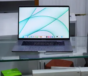 New Laptop Apple MacBook Pro 2019 64GB Intel Core i9 SSD 512GB