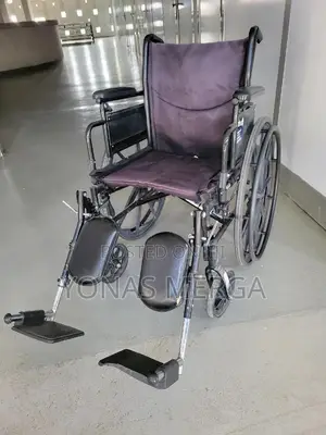 Wheelchair块与Wheelchair Standard With Safety Brakes (Foldable)
