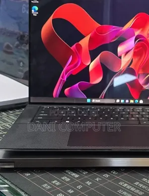 New Laptop Dell Precision 5560 16GB Intel Core i7 SSD 512GB