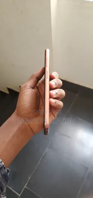 Samsung Galaxy F13 64 GB Rose Gold