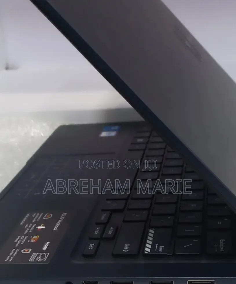 New Laptop Asus VivoBook 15 X505BA 16GB Intel Core i5 SSD 512GB