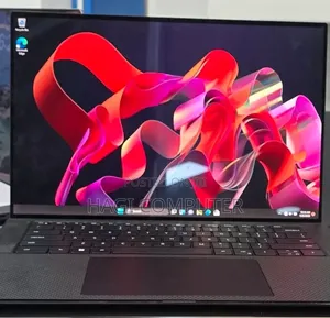 New Laptop Dell Precision 5560 16GB Intel Core i7 SSD 512GB