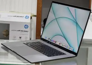 New Laptop Apple MacBook Pro 2019 64GB Intel Core i9 SSD 1T