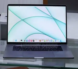 New Laptop Apple MacBook Pro 2019 64GB Intel Core i9 SSD 1T