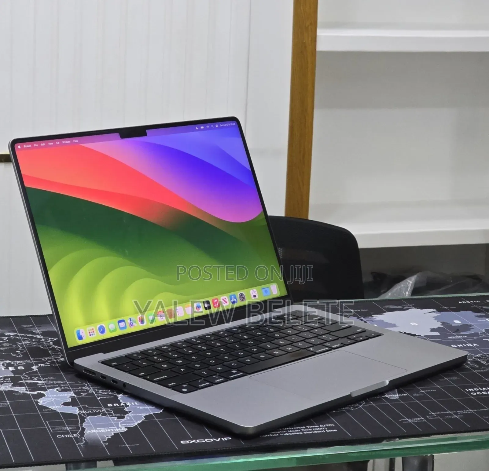 New Laptop Apple MacBook Pro 2023 M3 8GB Apple M3 Pro SSD 512GB
