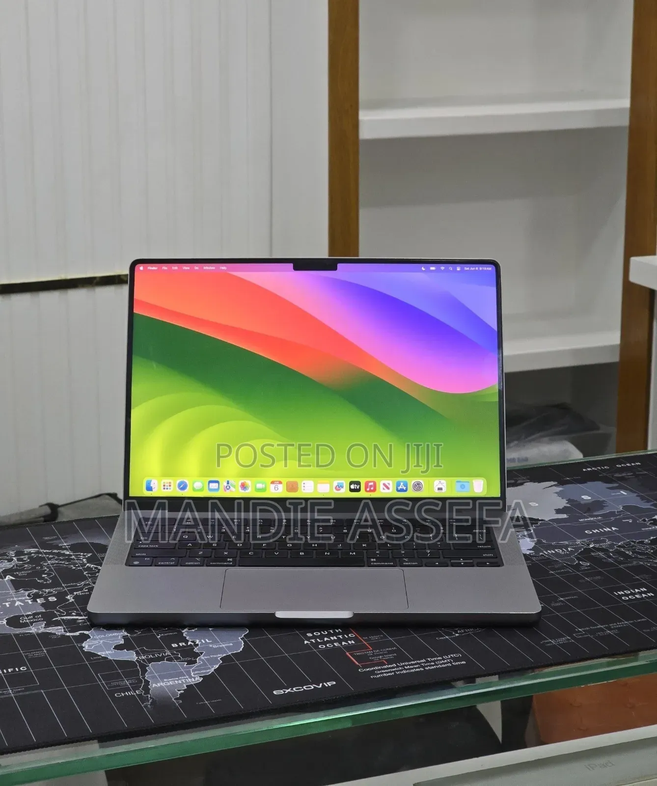 New Laptop Apple MacBook Pro 2023 M3 8GB Apple M3 SSD 512GB
