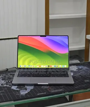 New Laptop Apple MacBook Pro 2023 M3 8GB Apple M3 SSD 512GB