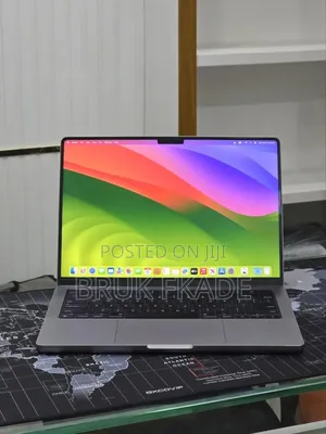 New Laptop Apple MacBook Pro 2023 M3 8GB Apple M3 Pro SSD 512GB