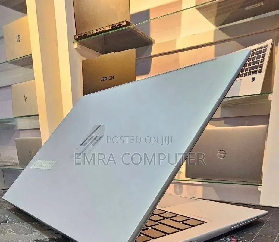 New Laptop HP EliteBook 840 G10 16GB Intel Core i7 SSD 512GB