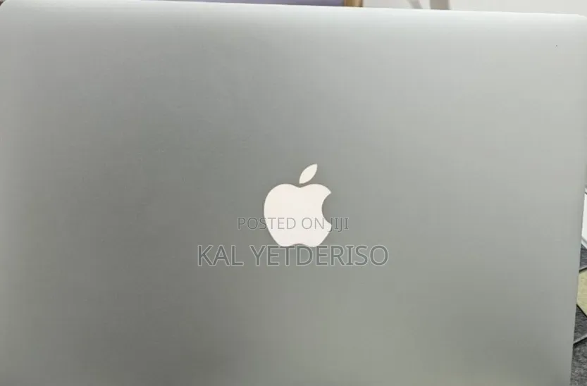 New Laptop Apple MacBook Air 2020 8GB Apple M1 SSD 256GB