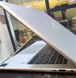 New Laptop HP EliteBook 840 G10 16GB Intel Core i7 SSD 512GB