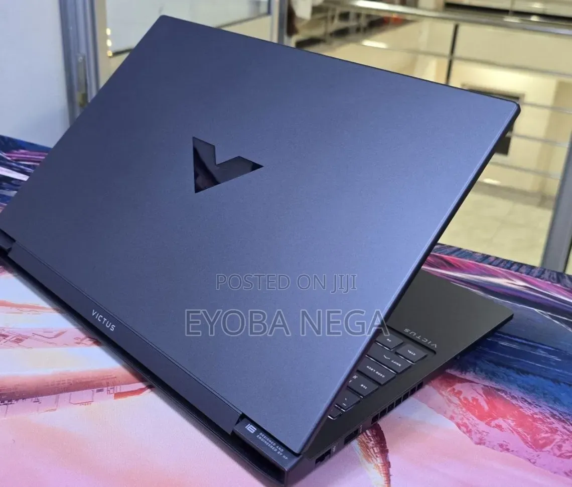 New Laptop HP Victus 16 16GB Intel Core i5 SSD 1T