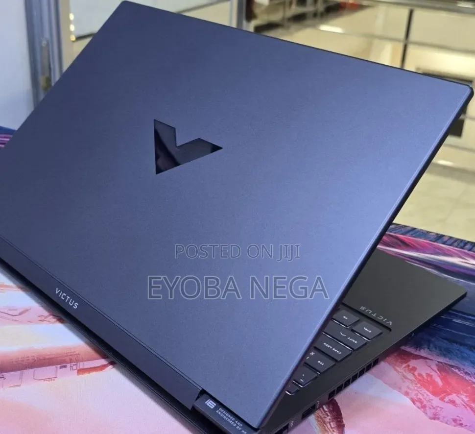 New Laptop HP Victus 16 16GB Intel Core i5 SSD 1T