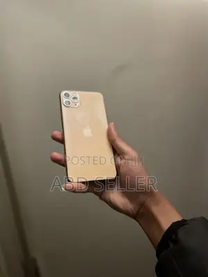 Apple iPhone 11 Pro Max 64 GB Gold