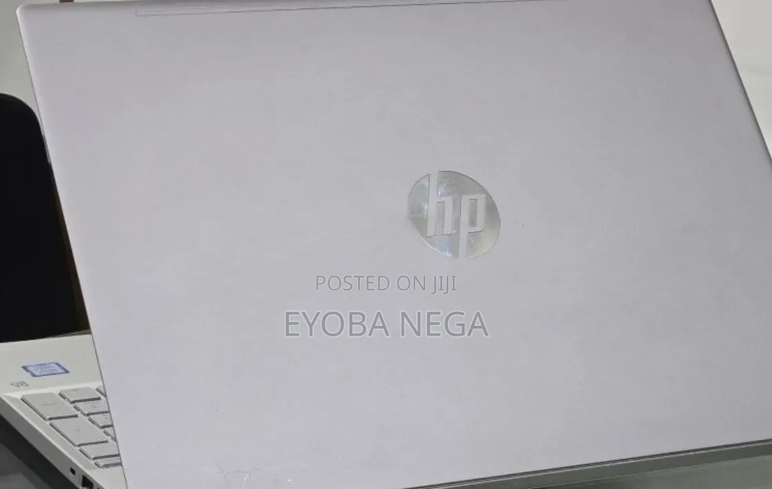 New Laptop HP Pavilion 15 16GB Intel Core i7 SSD 256GB