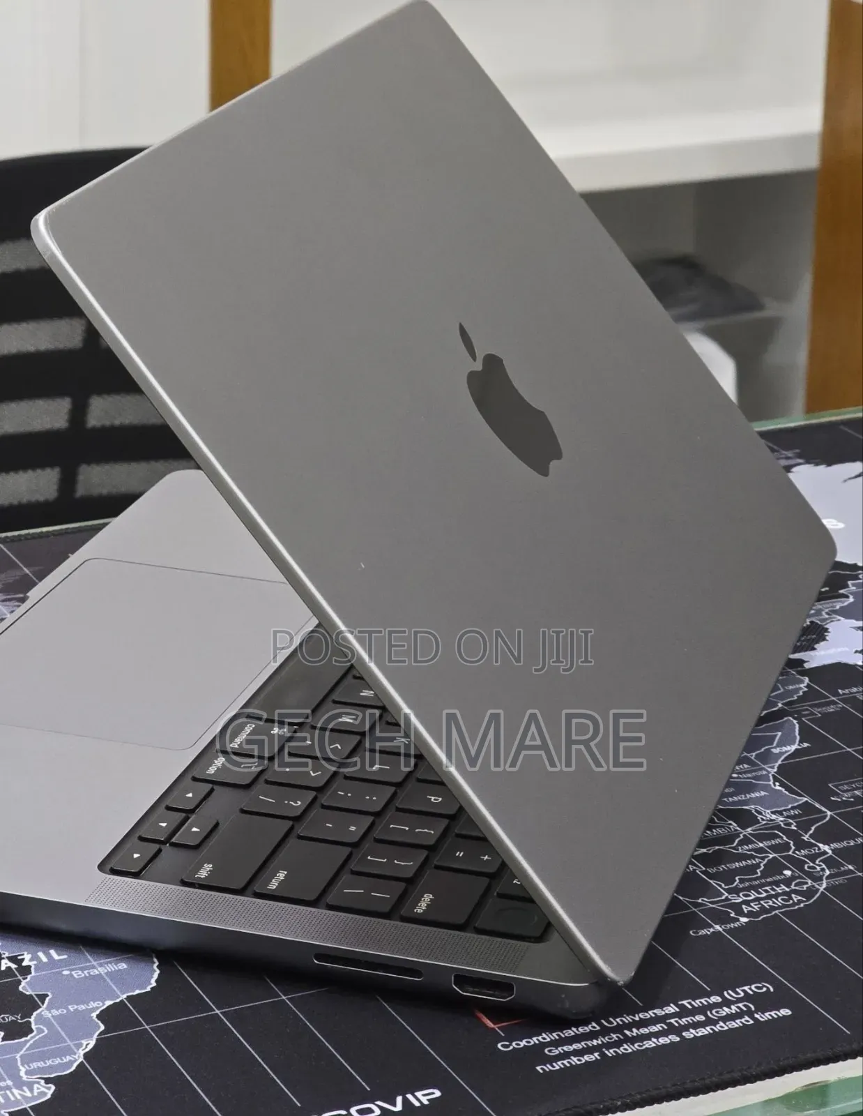 New Laptop Apple MacBook Pro 2023 M3 8GB Apple M3 Pro SSD 512GB