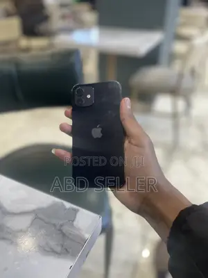 Apple iPhone 12 64 GB Black