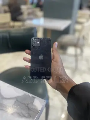 Apple iPhone 12 64 GB Black