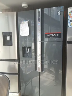 Hitachi Side by Side Refergrator Black Color