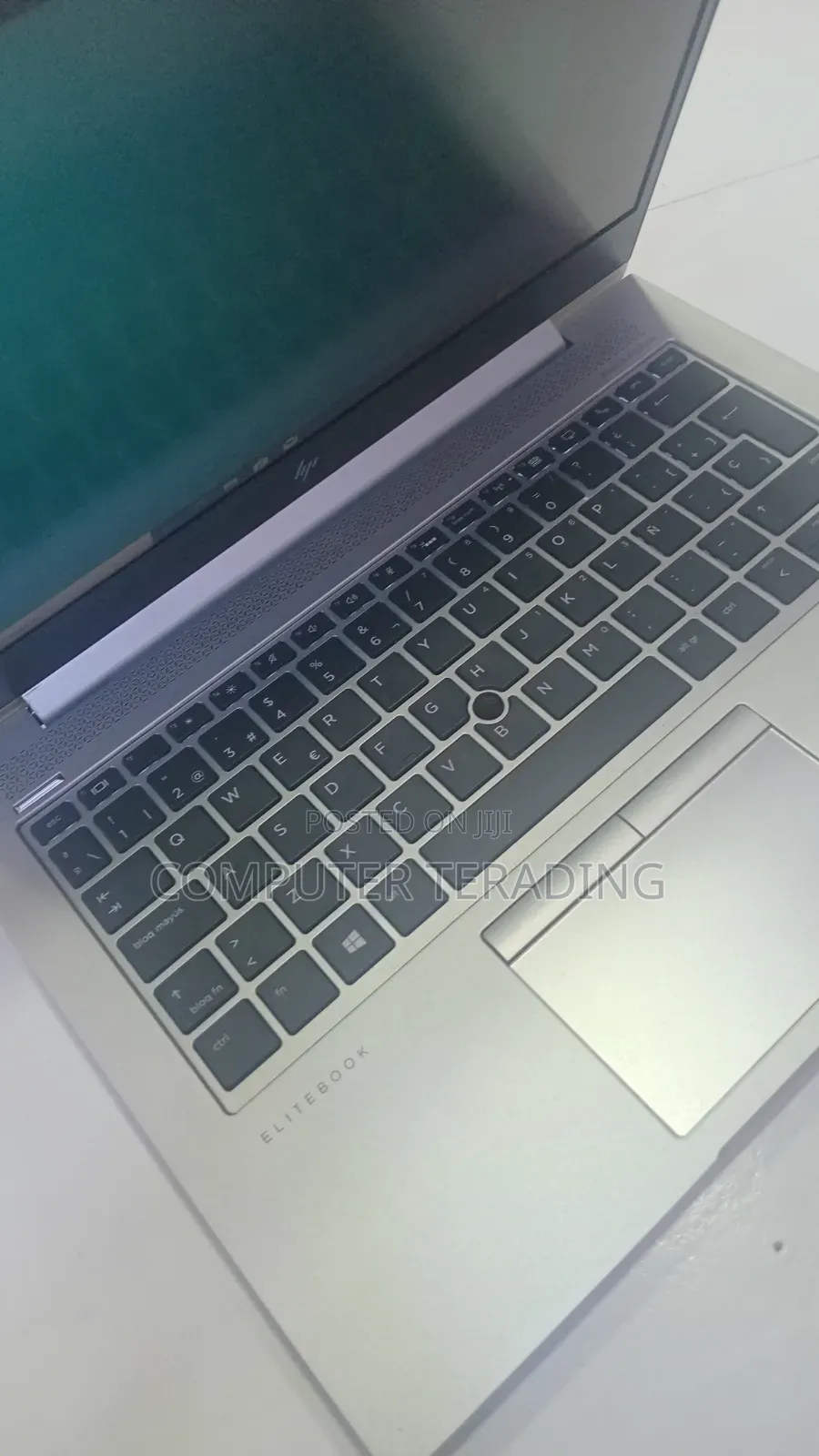New Laptop HP EliteBook 830 G5 8GB Intel Core i5 SSD 512GB