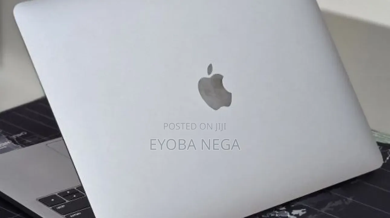 New Laptop Apple MacBook Pro 2020 M1 16GB Apple M1 Pro SSD 512GB