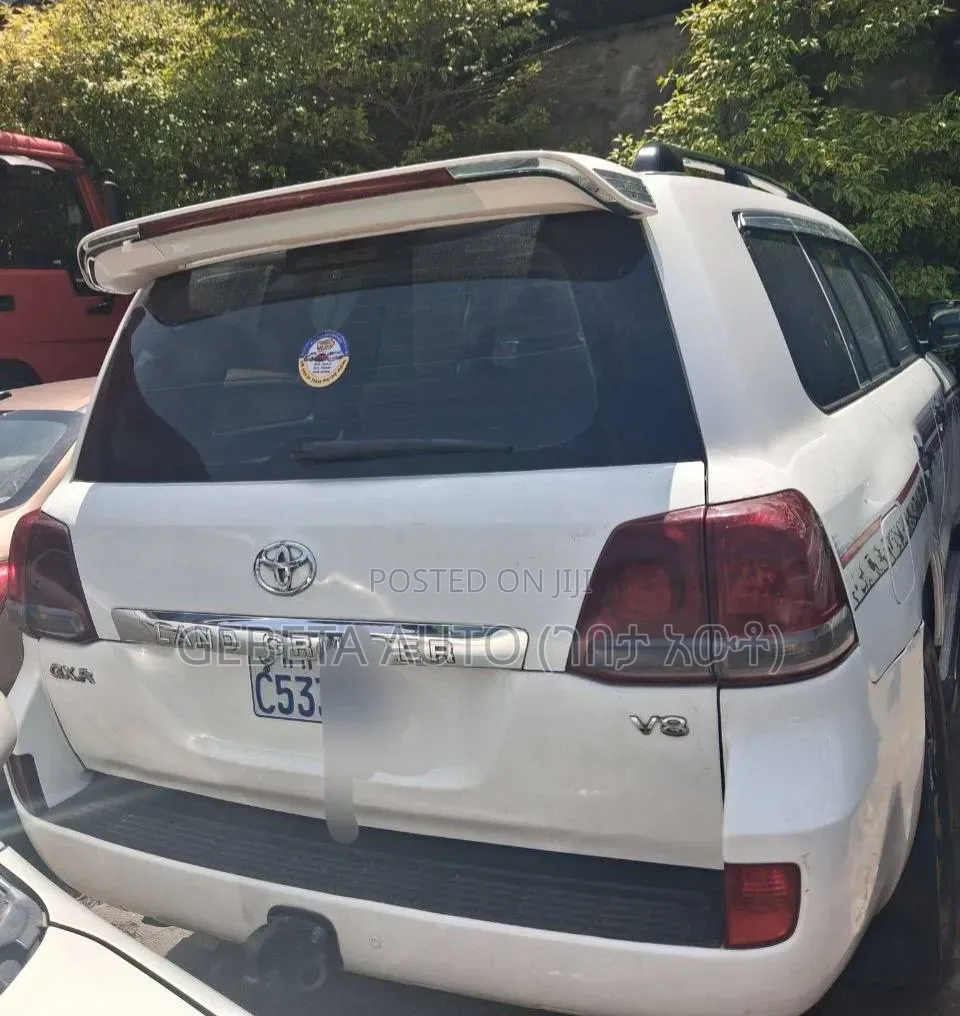 Toyota Land Cruiser 4.5 V8 GX-R 2012