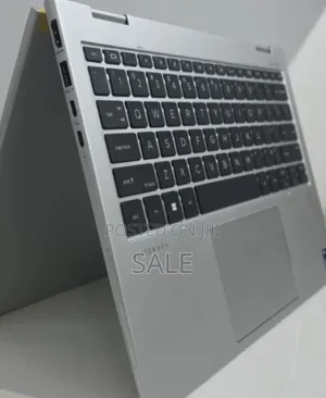 New Laptop HP EliteBook 830 G8 16GB Intel Core i7 SSD 512GB