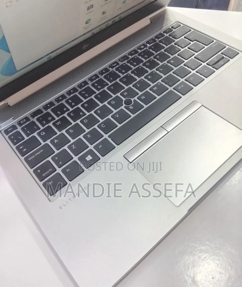 New Laptop HP EliteBook 830 G5 8GB Intel Core i5 SSD 512GB