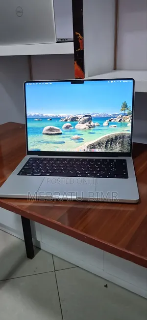 New Laptop Apple MacBook Pro 2024 M4 Pro 16GB Apple M4 Pro SSD 512GB