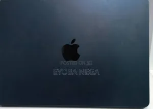 New Laptop Apple MacBook Air 2022 M2 8GB Apple M2 SSD 256GB