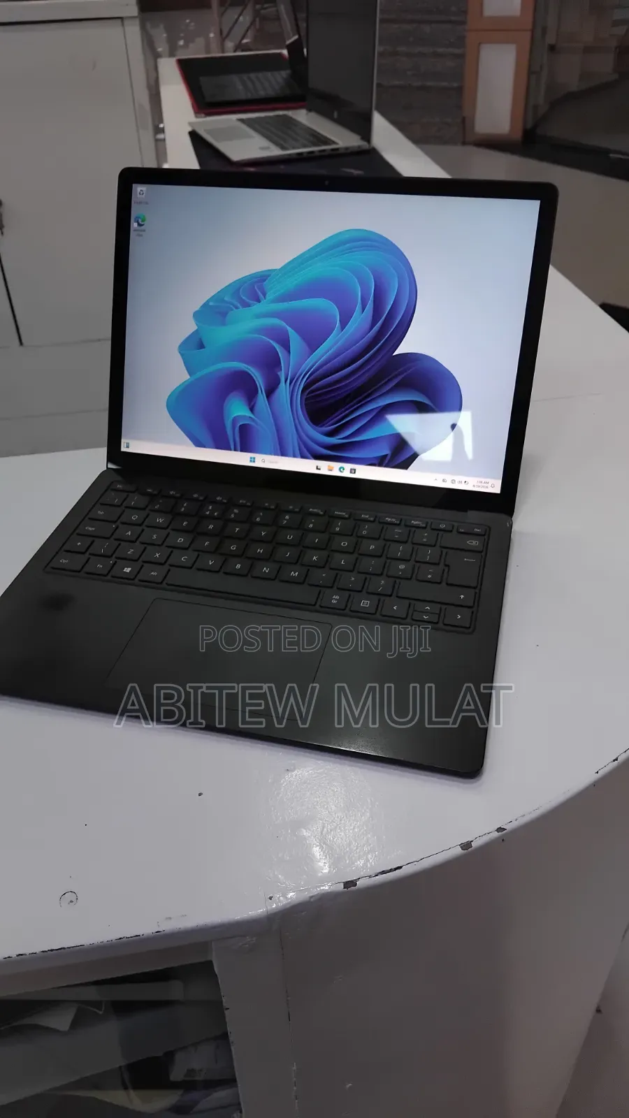 New Laptop Microsoft Surface Laptop 4 16GB Intel Core i7 SSD 512GB