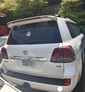 Toyota Land Cruiser 4.5 V8 GX-R 2012