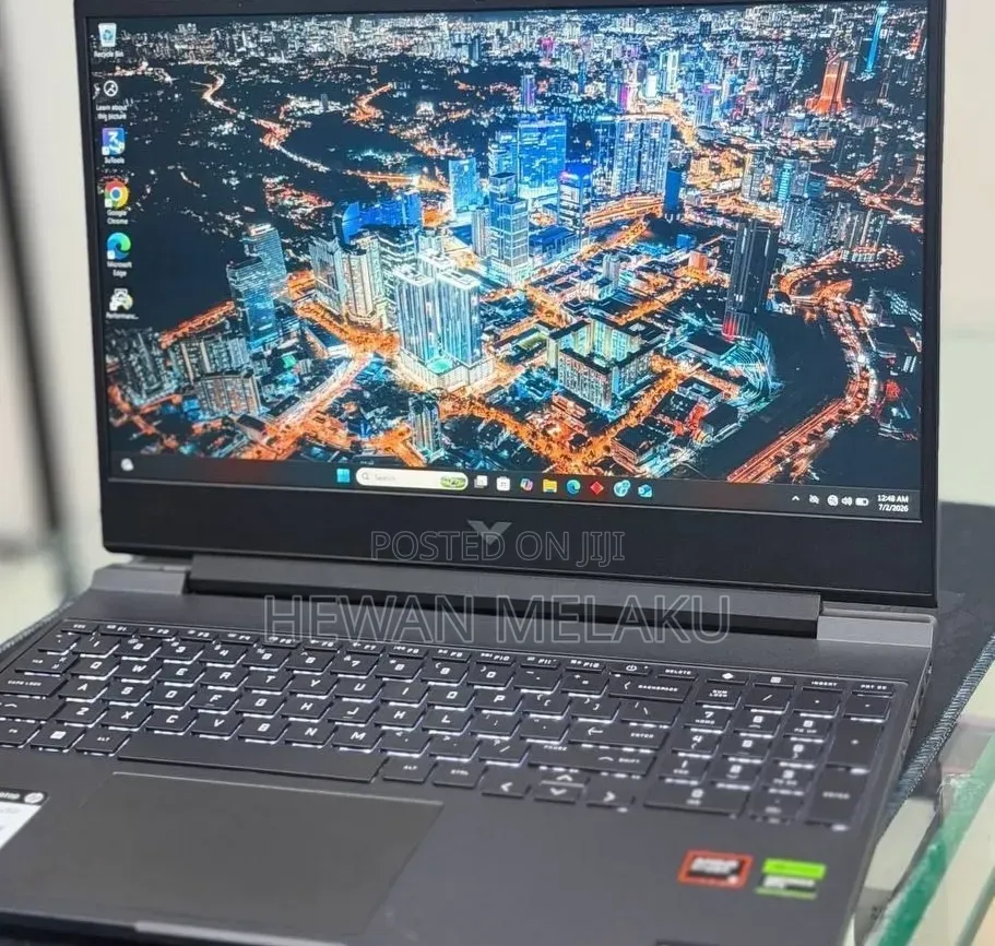 New Laptop HP Victus 15 16GB AMD Ryzen 5 SSD 512GB