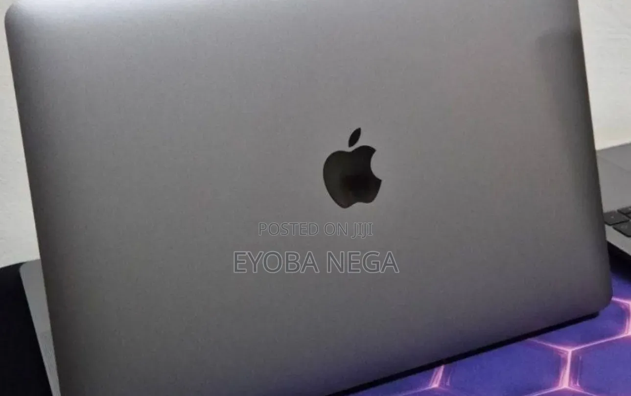 New Laptop Apple MacBook Air 2020 8GB Intel Core i5 SSD 512GB