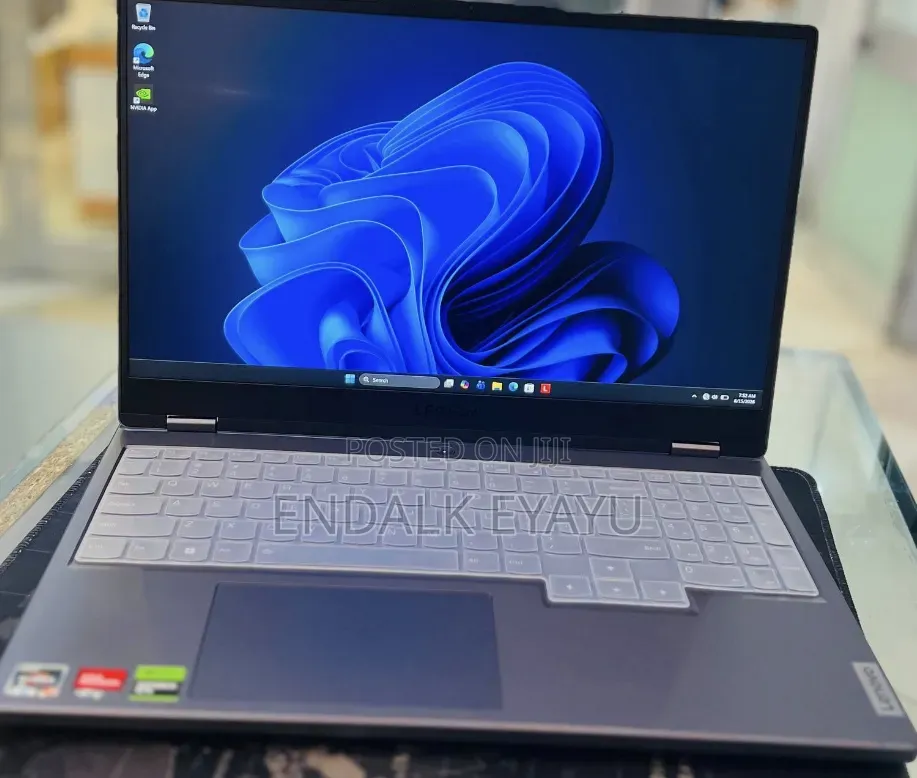 New Laptop Lenovo Legion 5 16GB AMD Ryzen 7 SSD 1T