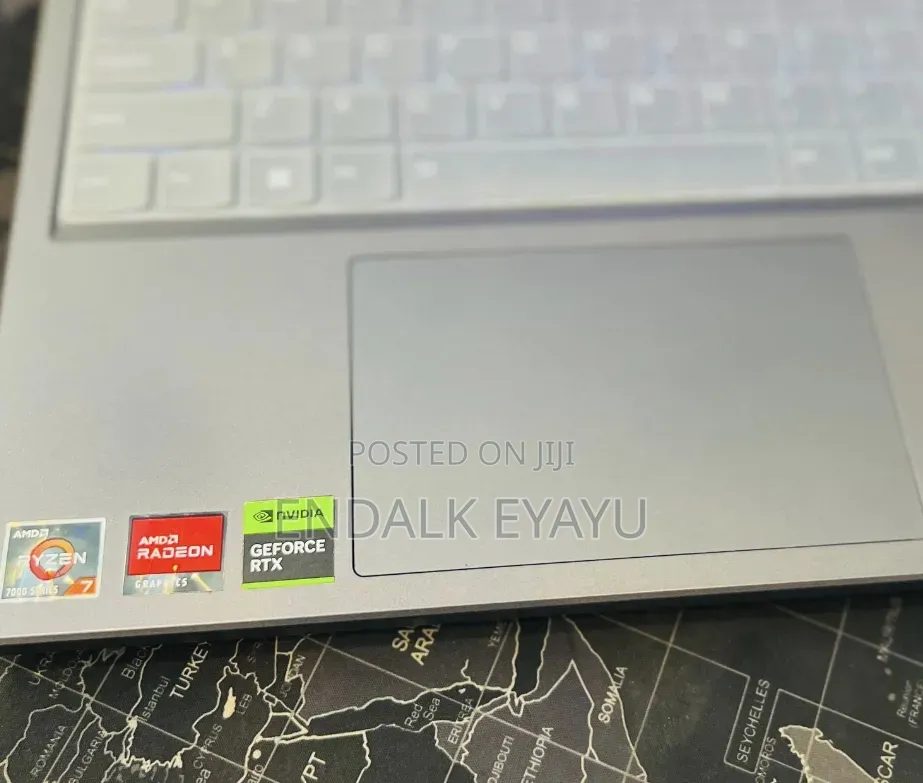 New Laptop Lenovo Legion 5 16GB AMD Ryzen 7 SSD 1T