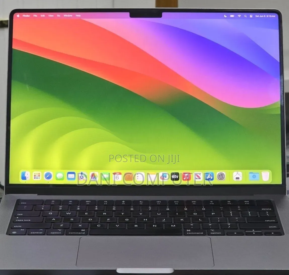 New Laptop Apple MacBook Pro 2023 M3 8GB Intel Core M3 SSD 512GB