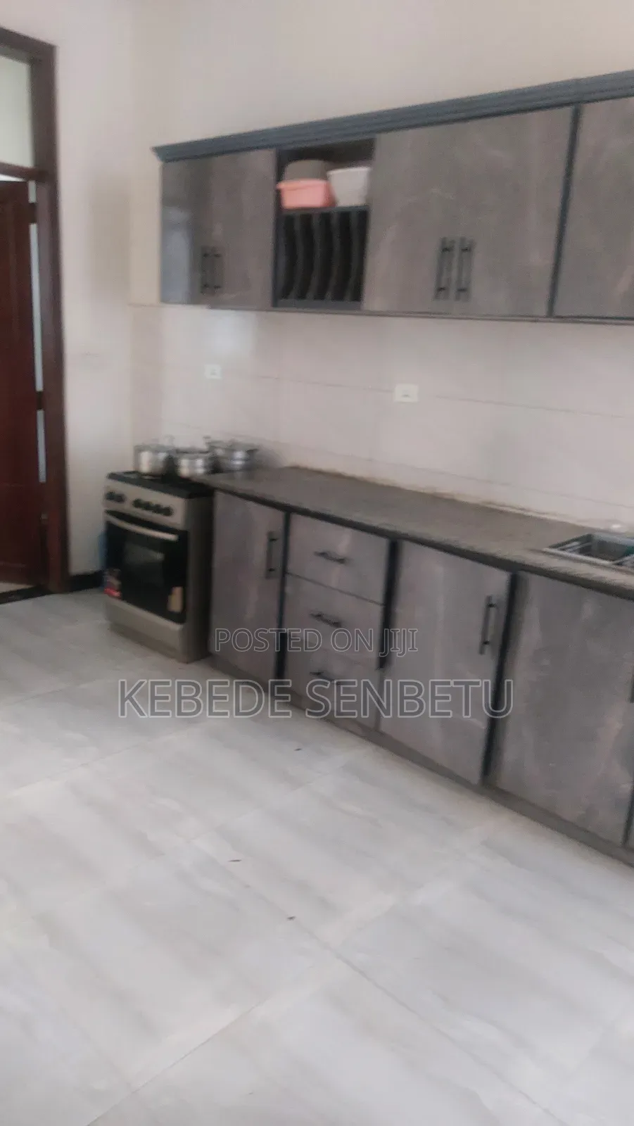 5bdrm House in Oromia, East Shewa for sale