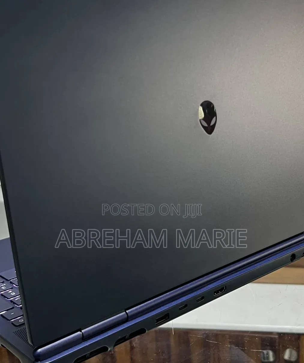 New Laptop Alienware 16x Aurora 32GB Intel Core Ultra 9 SSD 1T